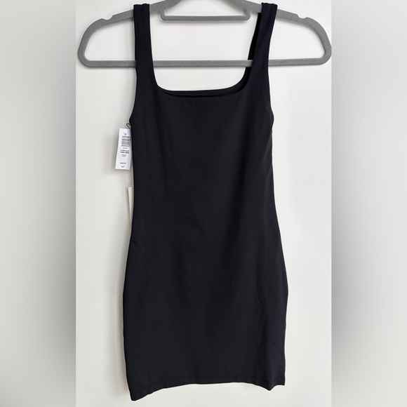 Aritzia Babaton Contour Tank Mini Dress - Picture 2 of 3